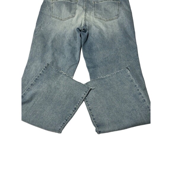 NEW! Time & True Raw Hem Distressed Mid Rise Bootcut Regular Size 18 Light Wash - Picture 6 of 12